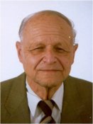 Prof_Jürgen_von_Beckerath.jpg